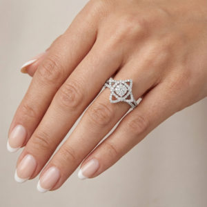 Fitaihi Close Up 8K Highly Detailed Photograph Of An Ring Worn On The R 05f95092 Ee0b 4865 889e 3ef7dc2e1004